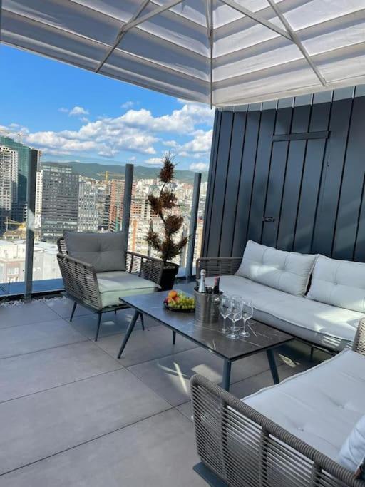Ferienwohnung Luxury Penthouse Prishtina Pristina Exterior foto
