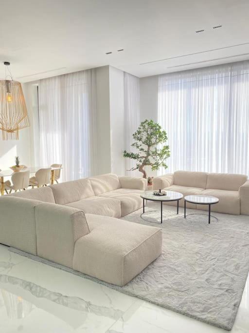 Ferienwohnung Luxury Penthouse Prishtina Pristina Exterior foto
