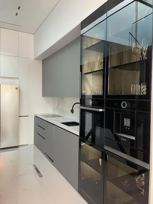 Ferienwohnung Luxury Penthouse Prishtina Pristina Exterior foto