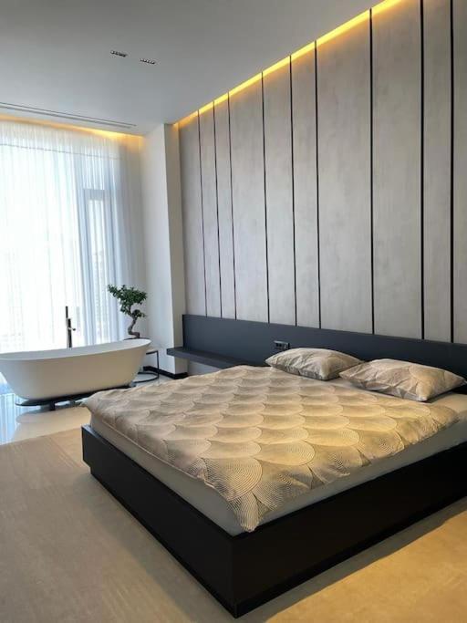 Ferienwohnung Luxury Penthouse Prishtina Pristina Exterior foto